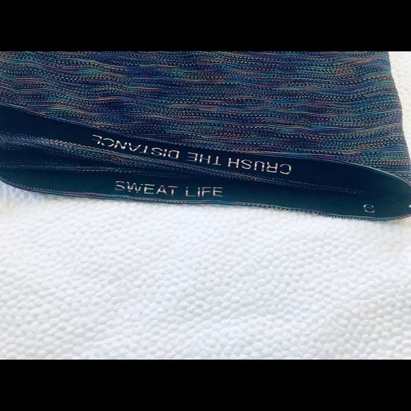 LULULEMON Swiftly Tech Love LS Top - Picture 9 of 9